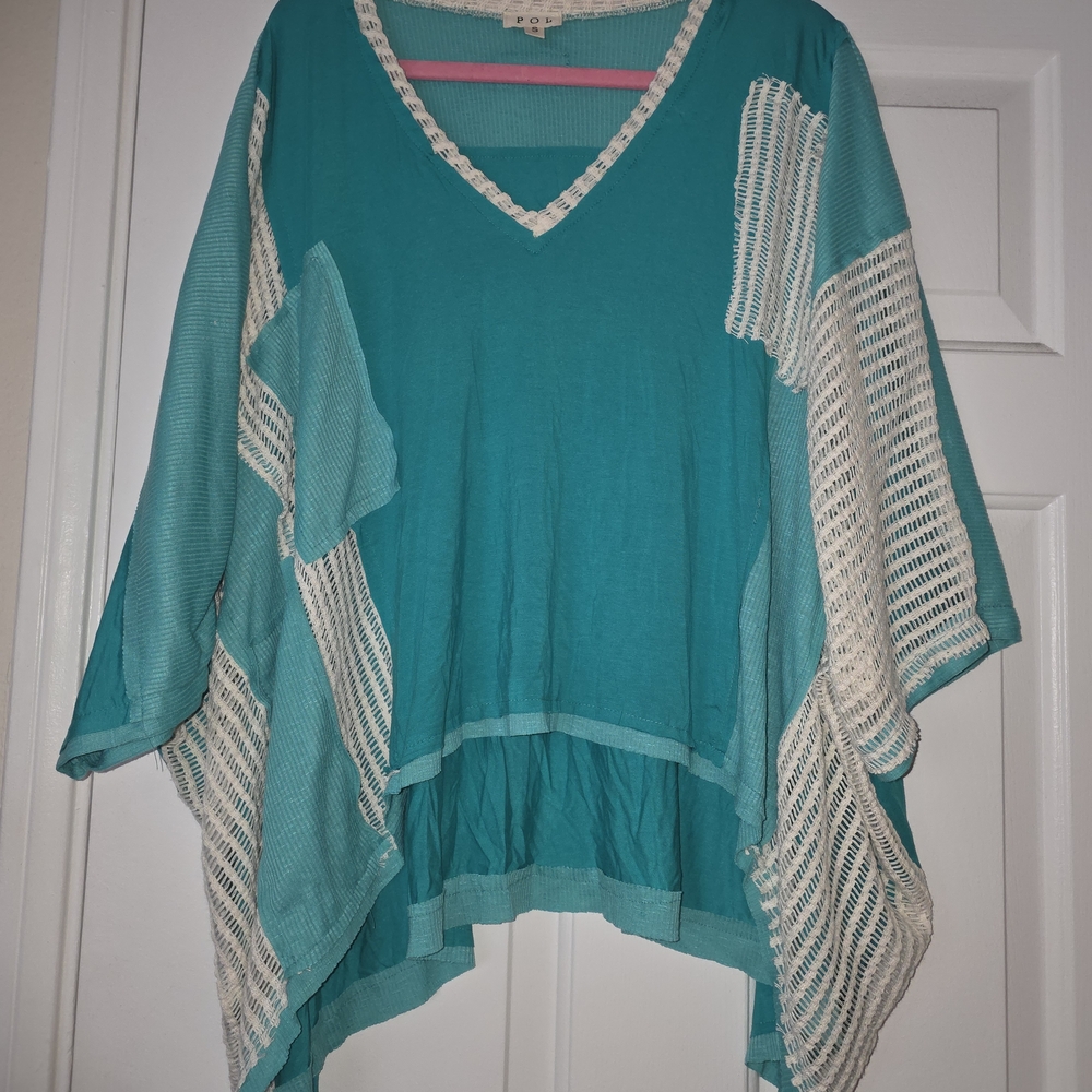 POL Teal and White V-Neck Top Size S NWOTs